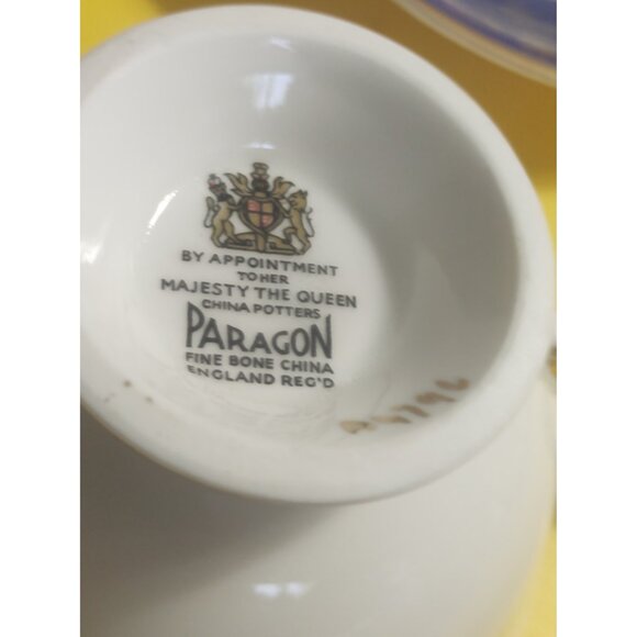 Vintage Paragon Bone China Cobalt Wide Mouth Teacup and Saucer Floral England - Picture 12 of 12